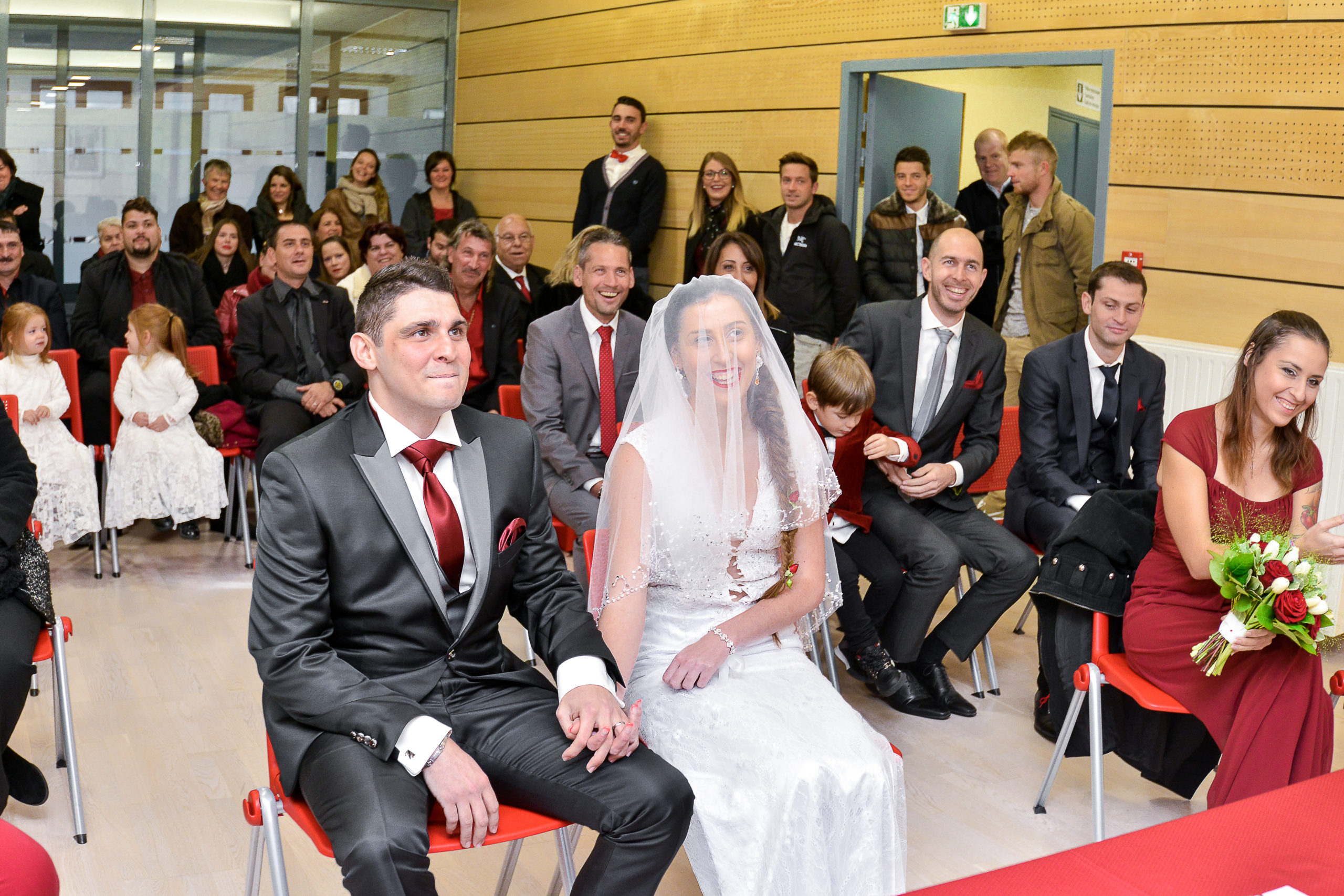 photos-de-mariage-Aveyron-photographe-de-mariage-cérémonie-civil-a-la--mairie